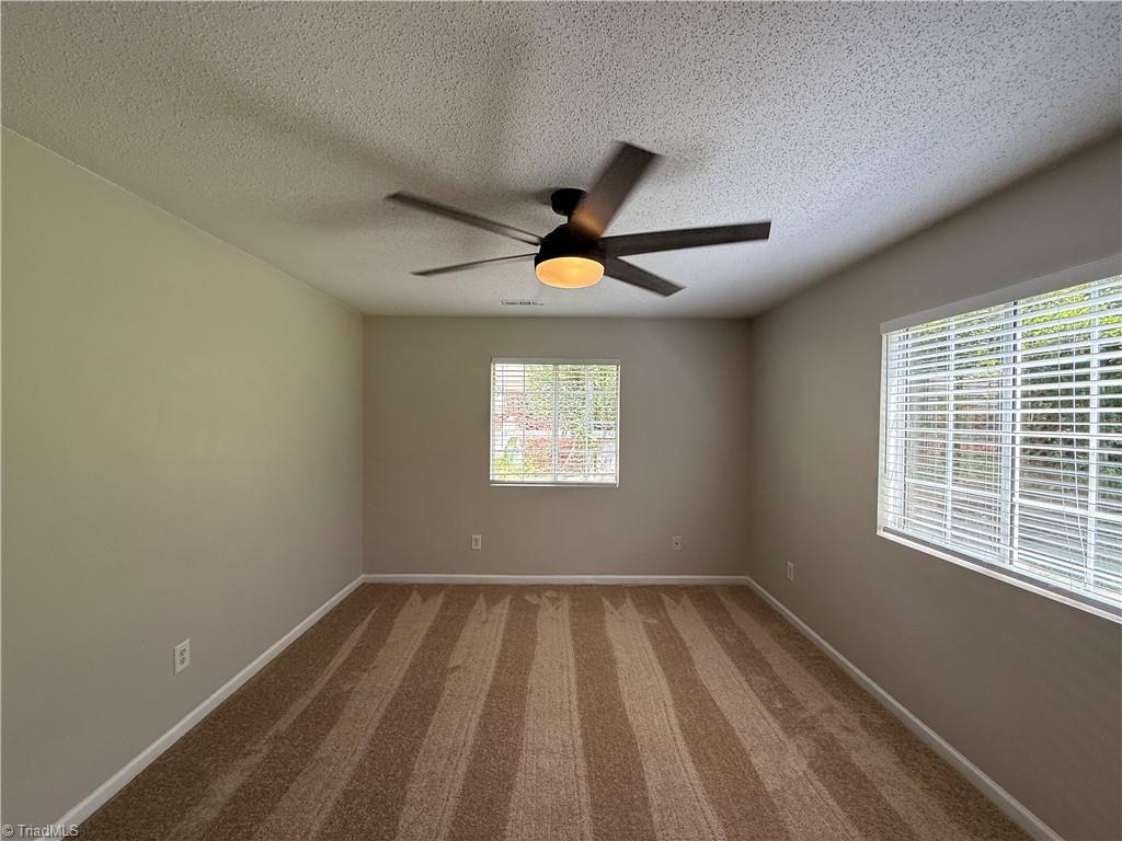 property viewer photo 8