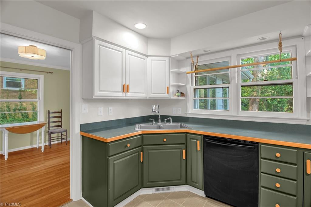 property viewer photo 16