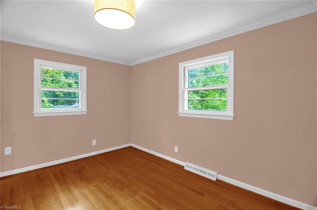 property viewer photo 20