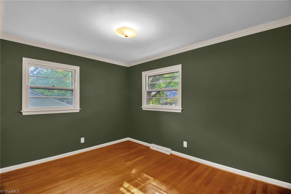 property viewer photo 22