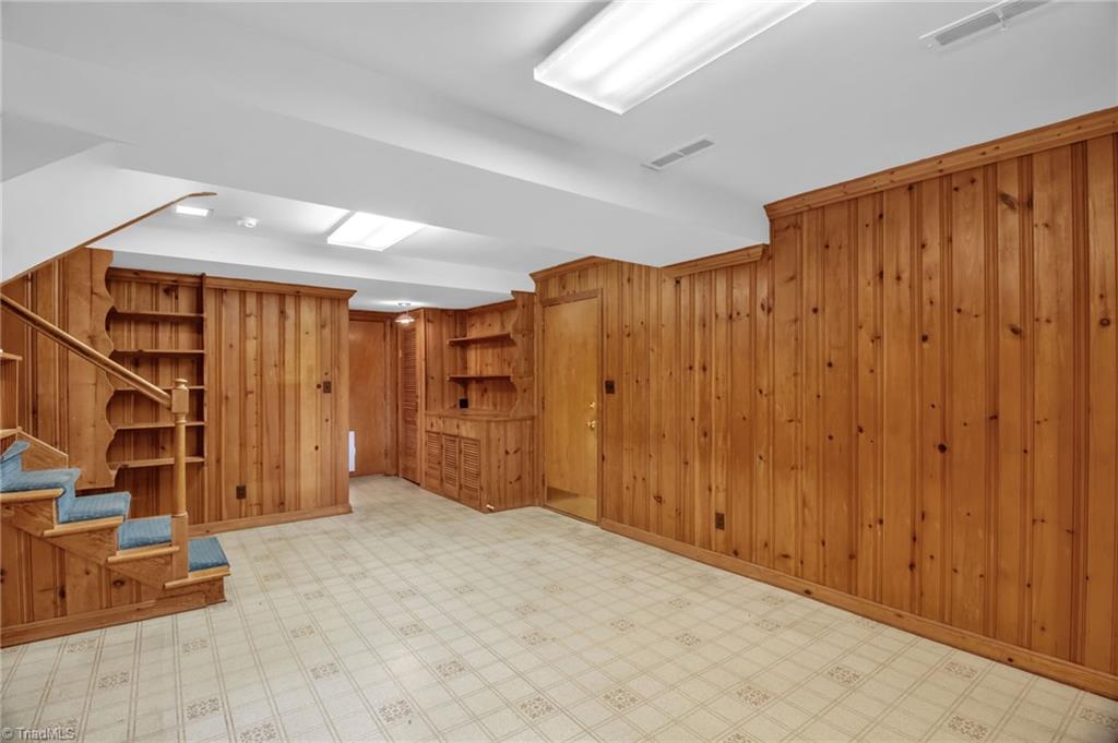 property viewer photo 27