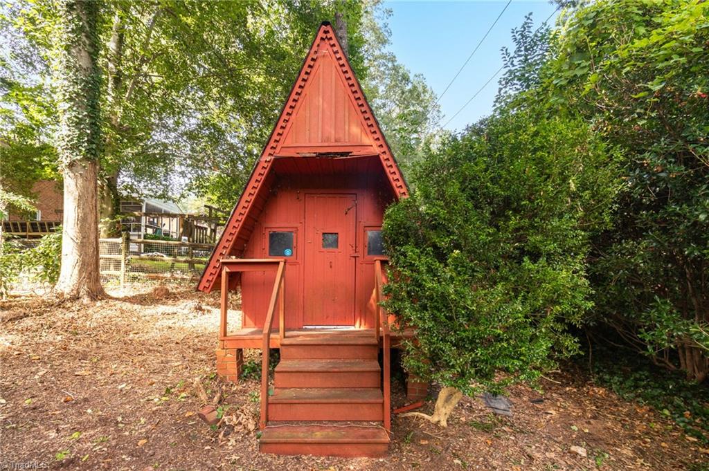 property viewer photo 35