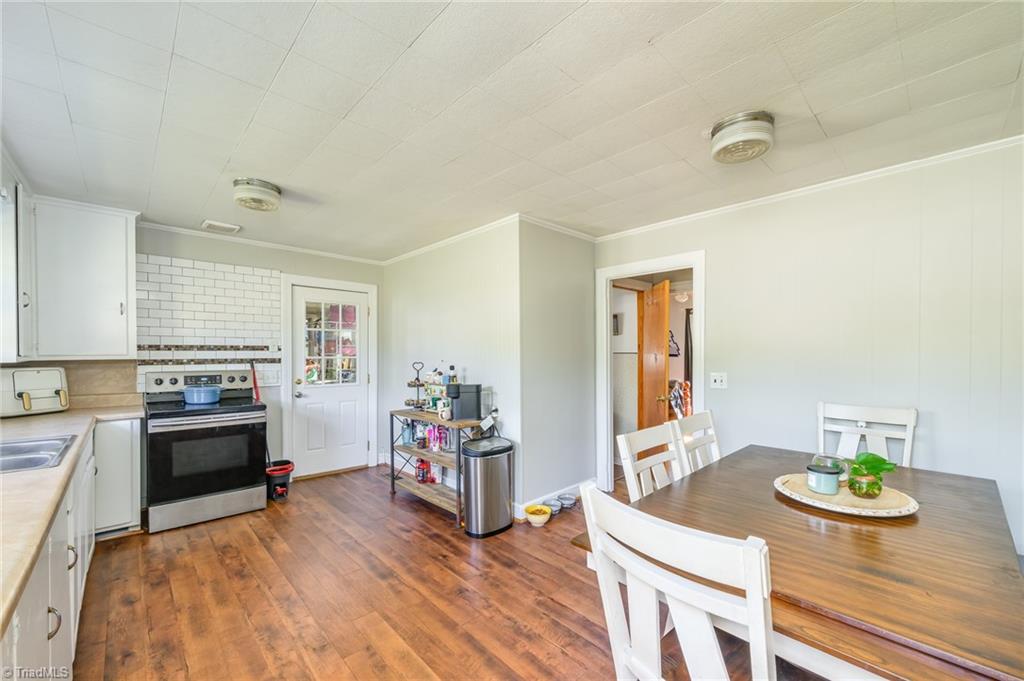 property viewer photo 6