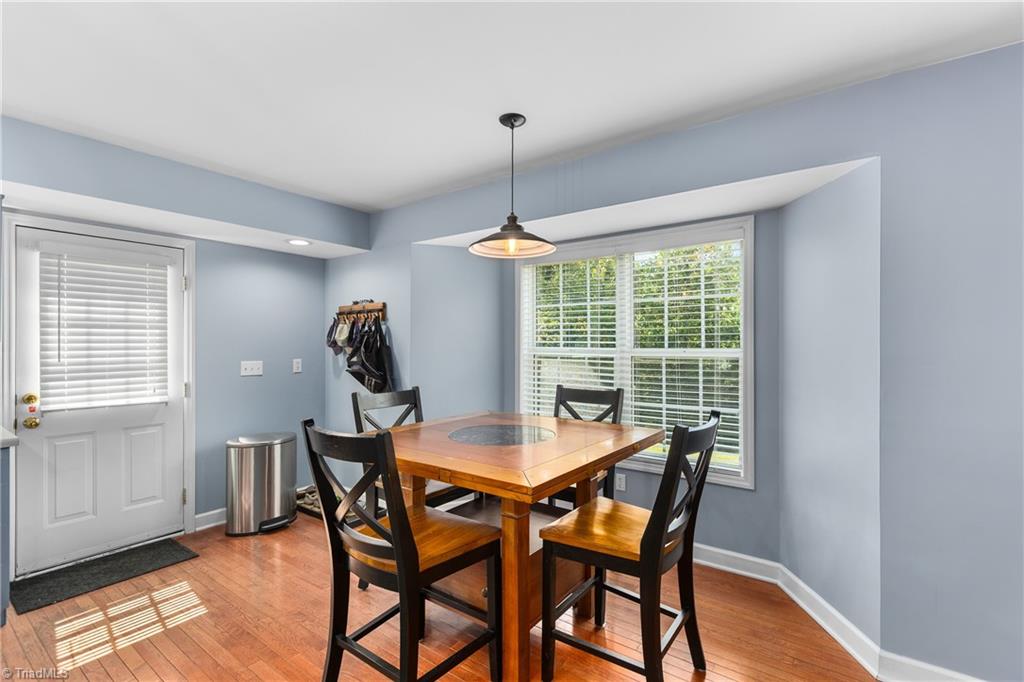 property viewer photo 16