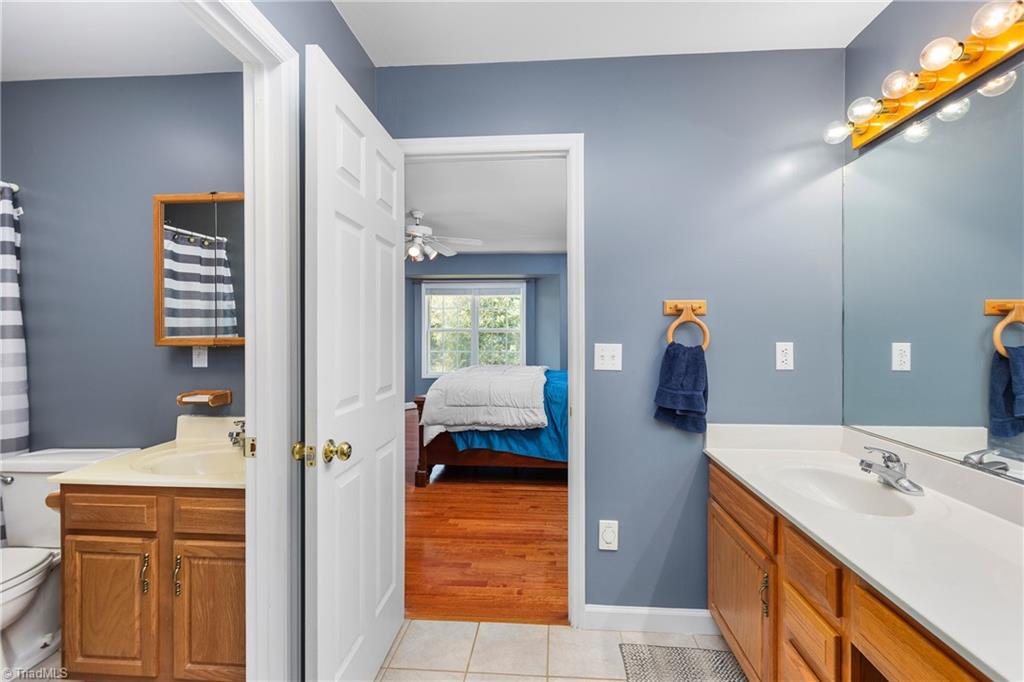 property viewer photo 23