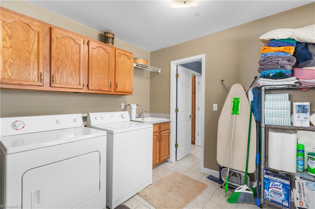 property viewer photo 26