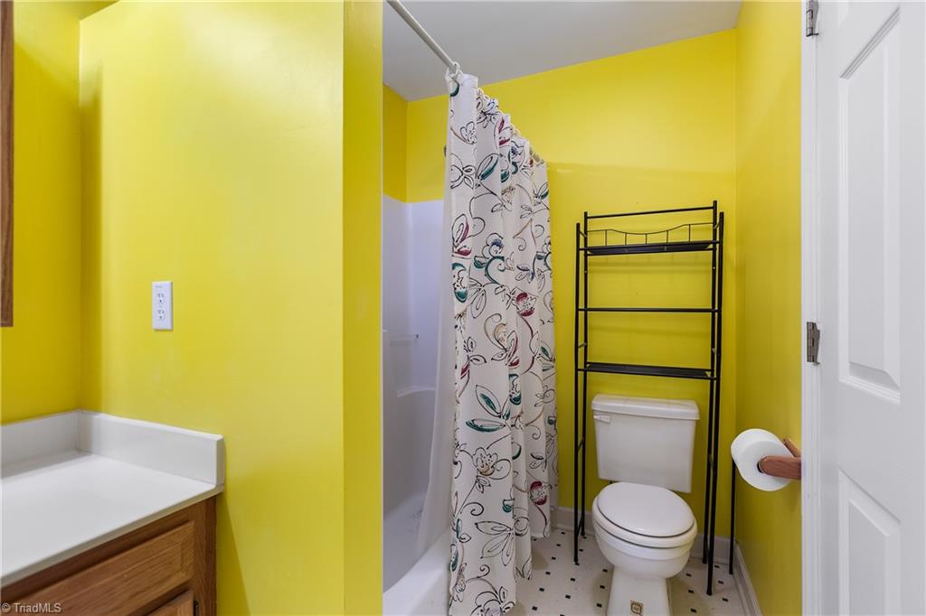 property viewer photo 32