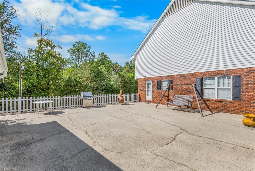 property viewer photo 38