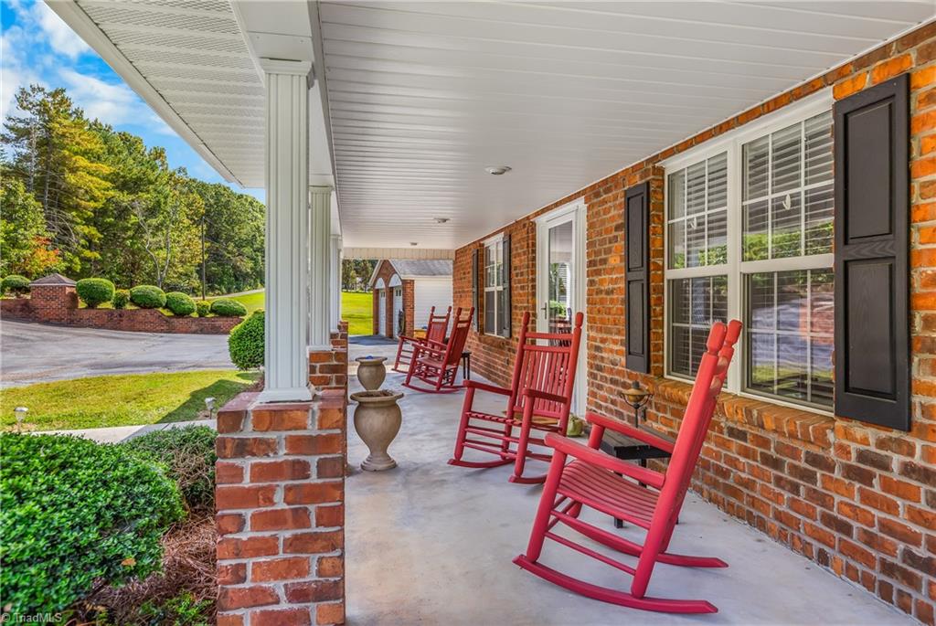 property viewer photo 4