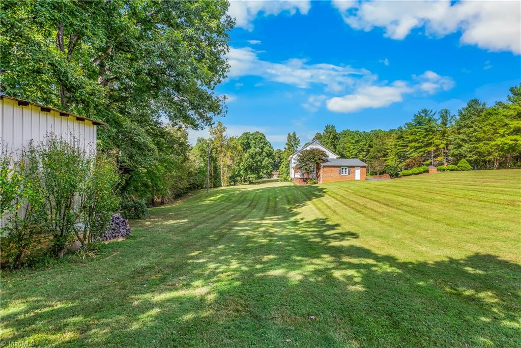 property viewer photo 44