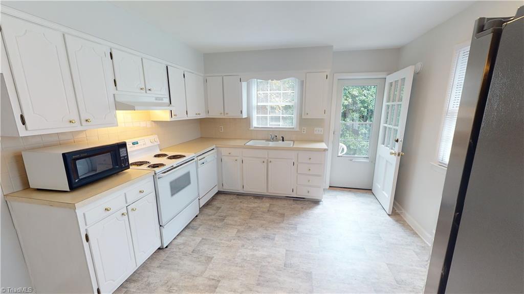 property viewer photo 1