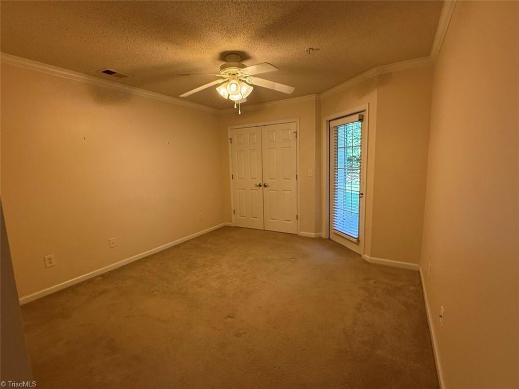 property viewer photo 6