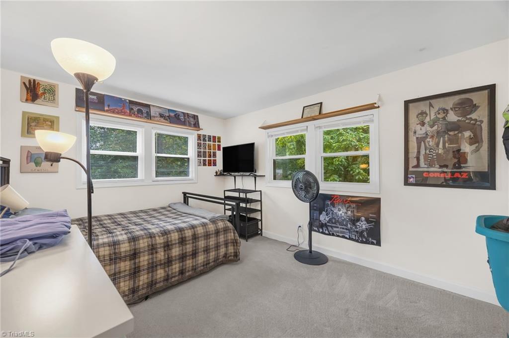 property viewer photo 23