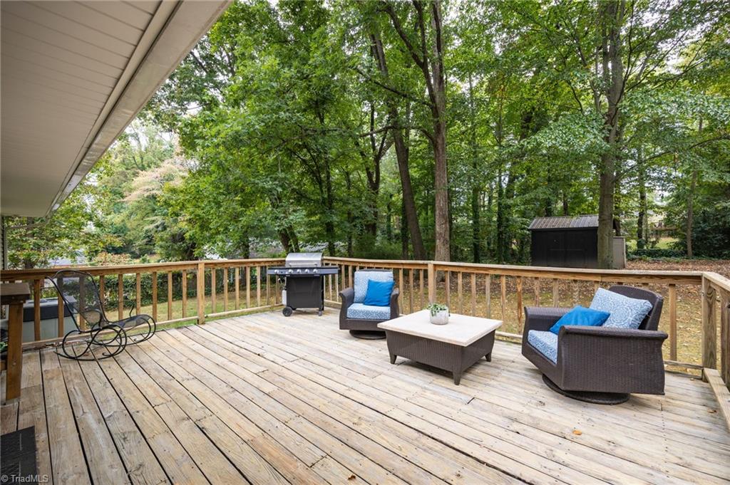 property viewer photo 7