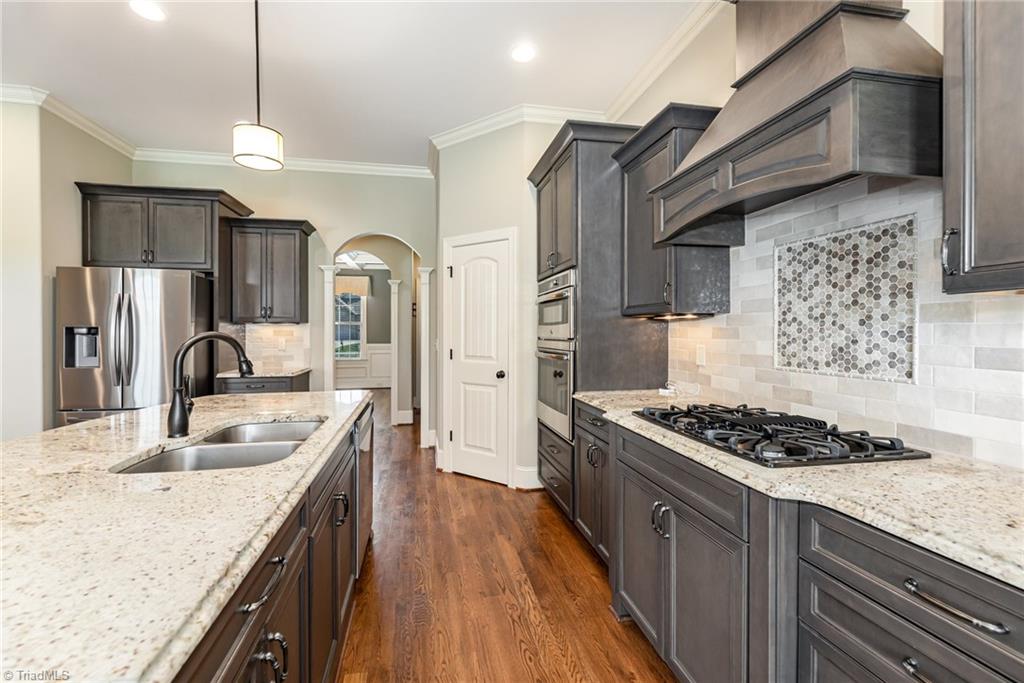 property viewer photo 12