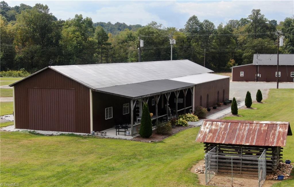 main property photo 3