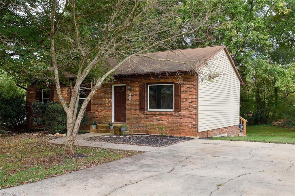 main property photo 0