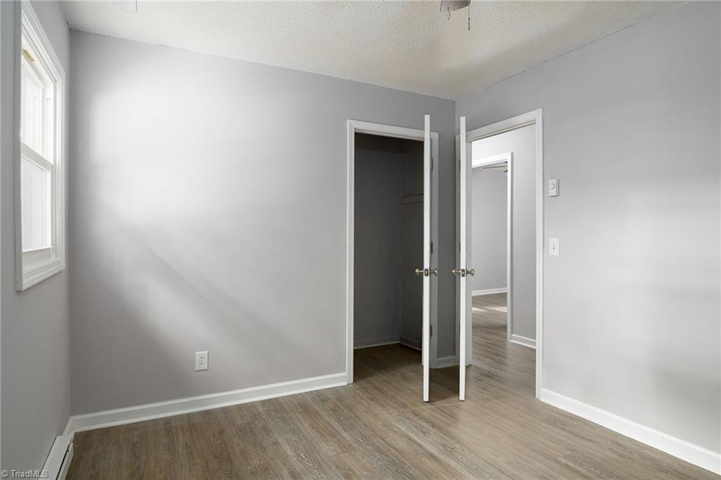 property viewer photo 13