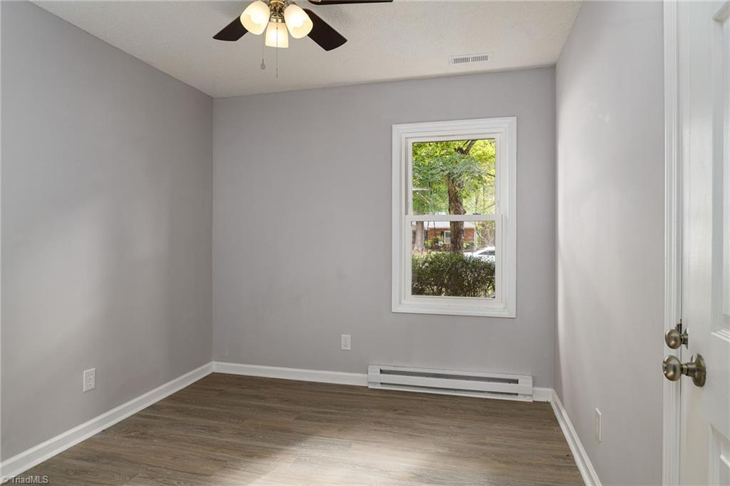 property viewer photo 15
