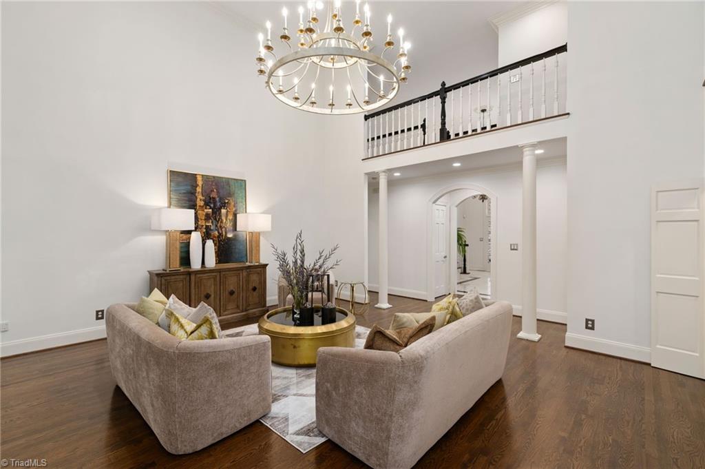 property viewer photo 10