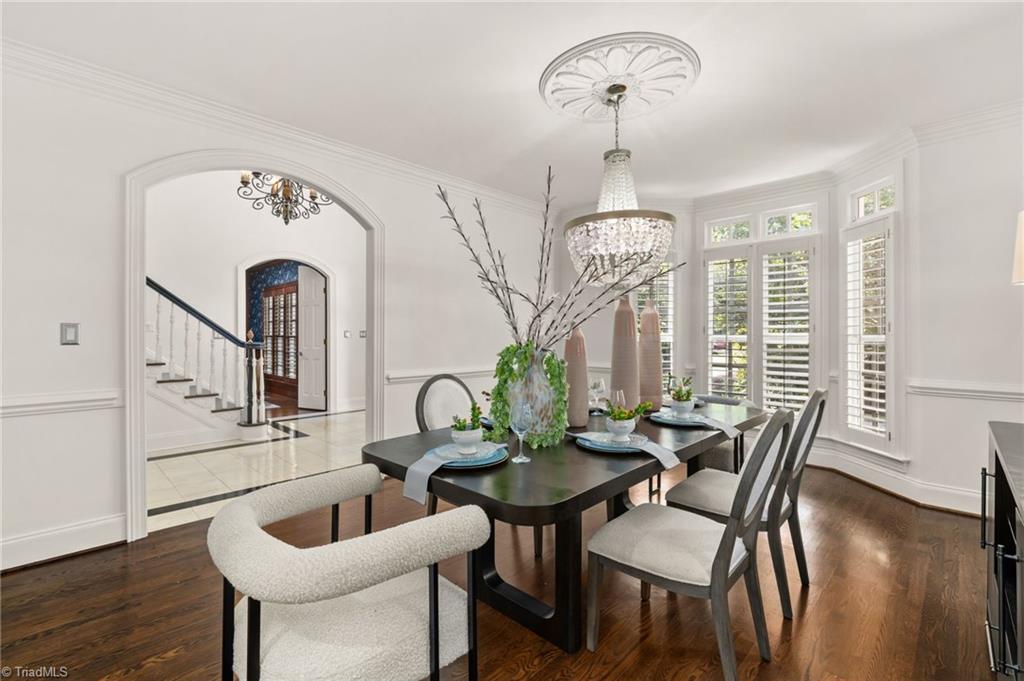 property viewer photo 12