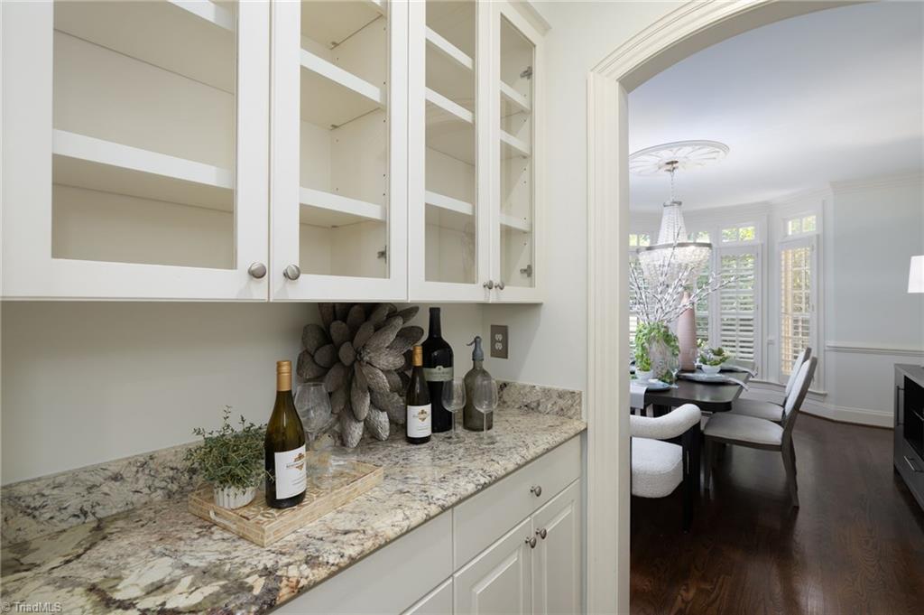 property viewer photo 23