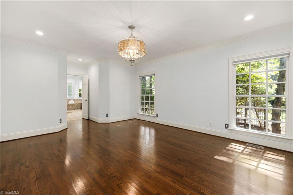 property viewer photo 26