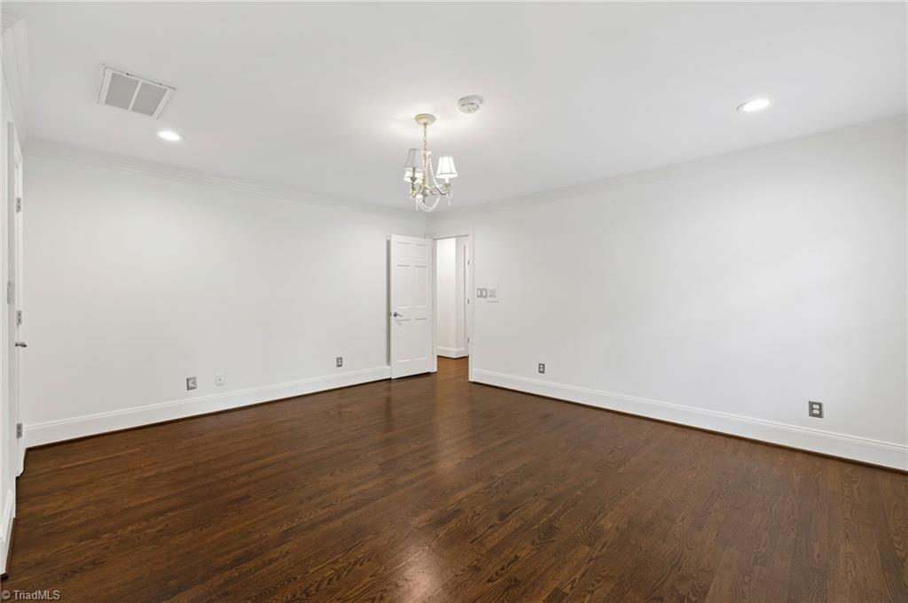 property viewer photo 32