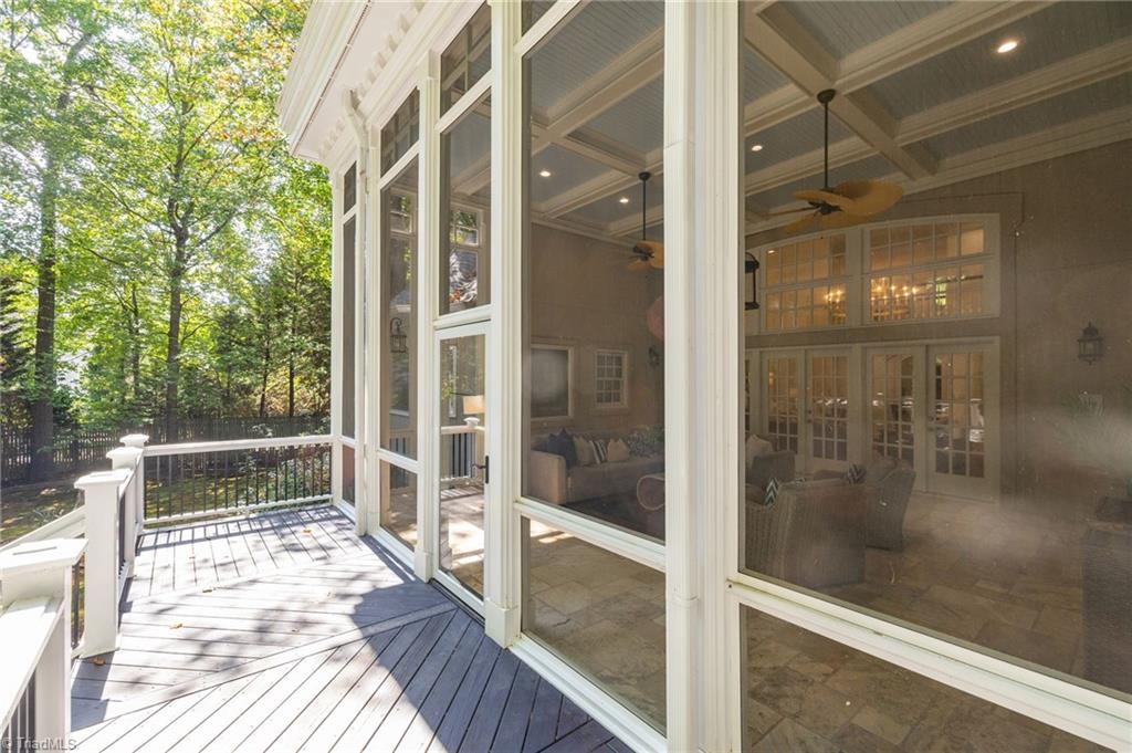 property viewer photo 42