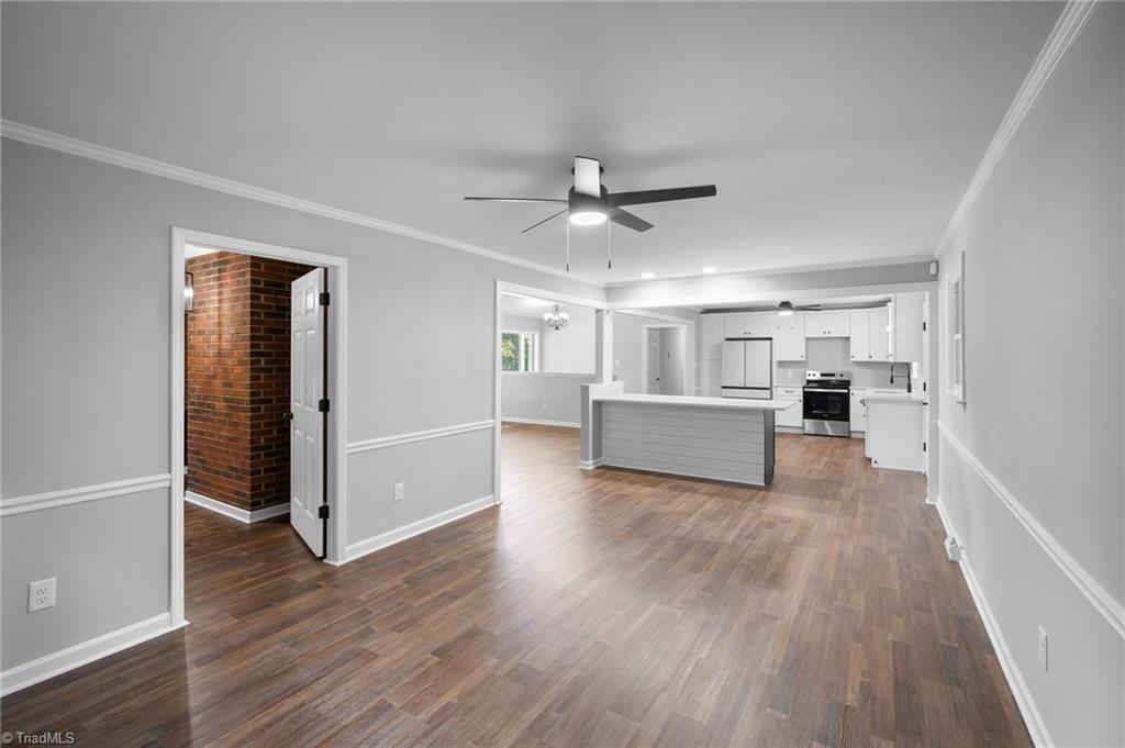 property viewer photo 13