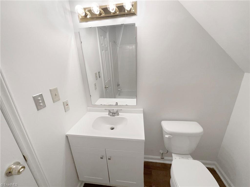 property viewer photo 19