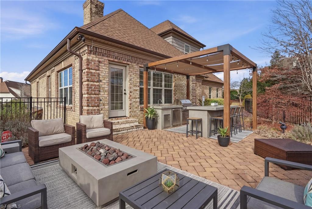 main property photo 42