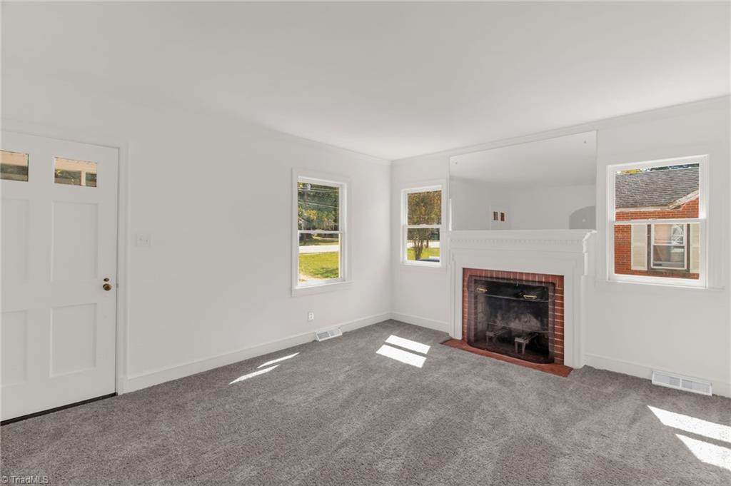 property viewer photo 6