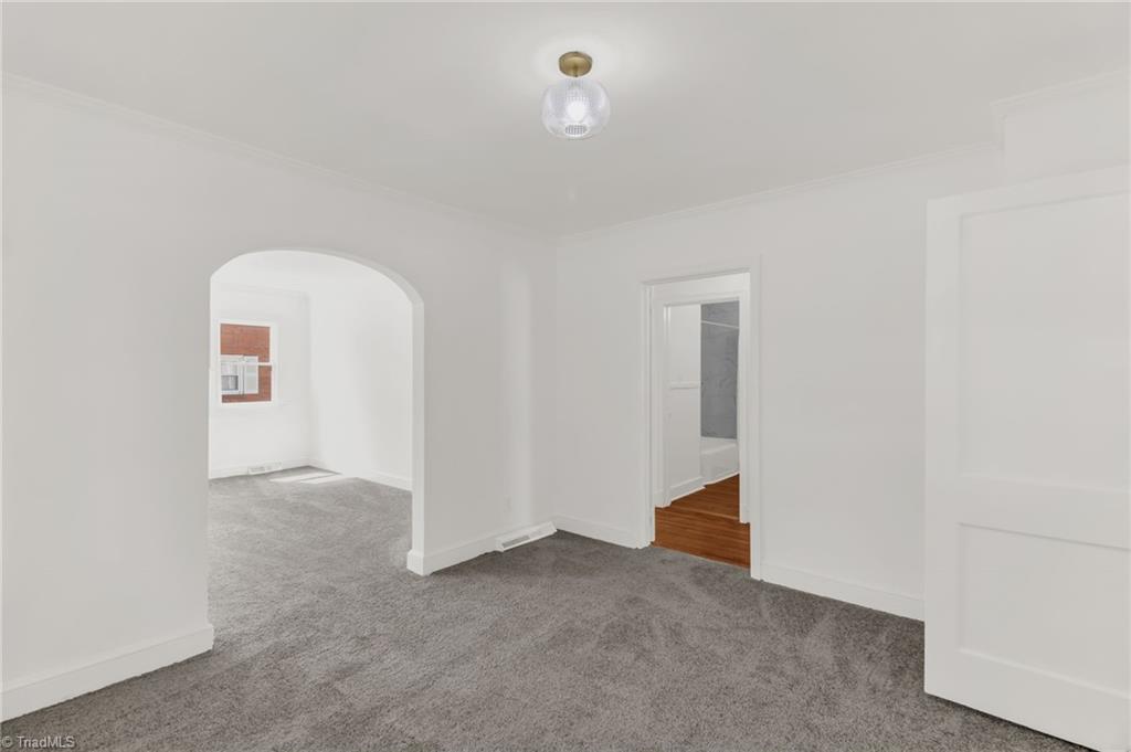 property viewer photo 8