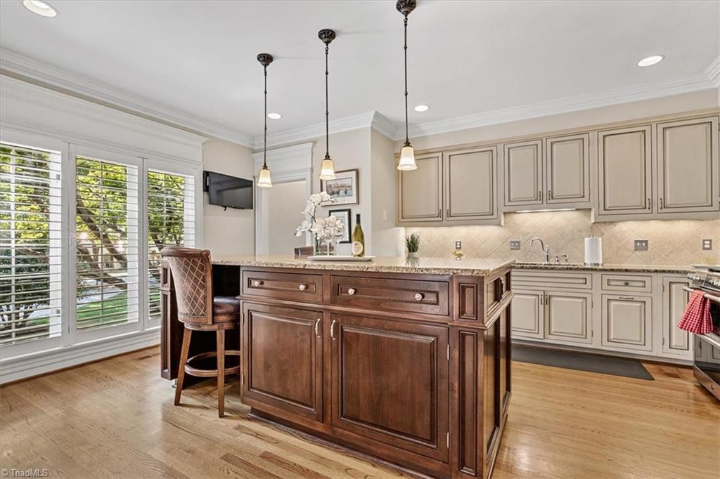 property viewer photo 12