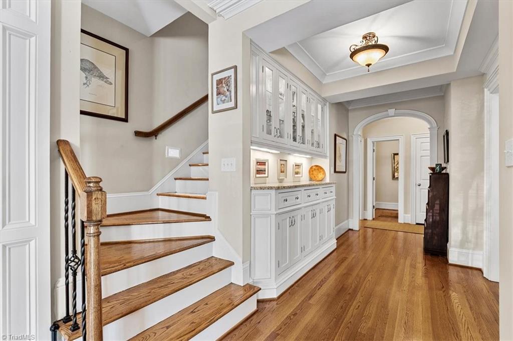property viewer photo 16