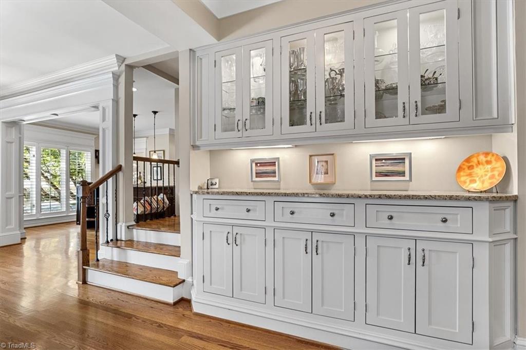 property viewer photo 17