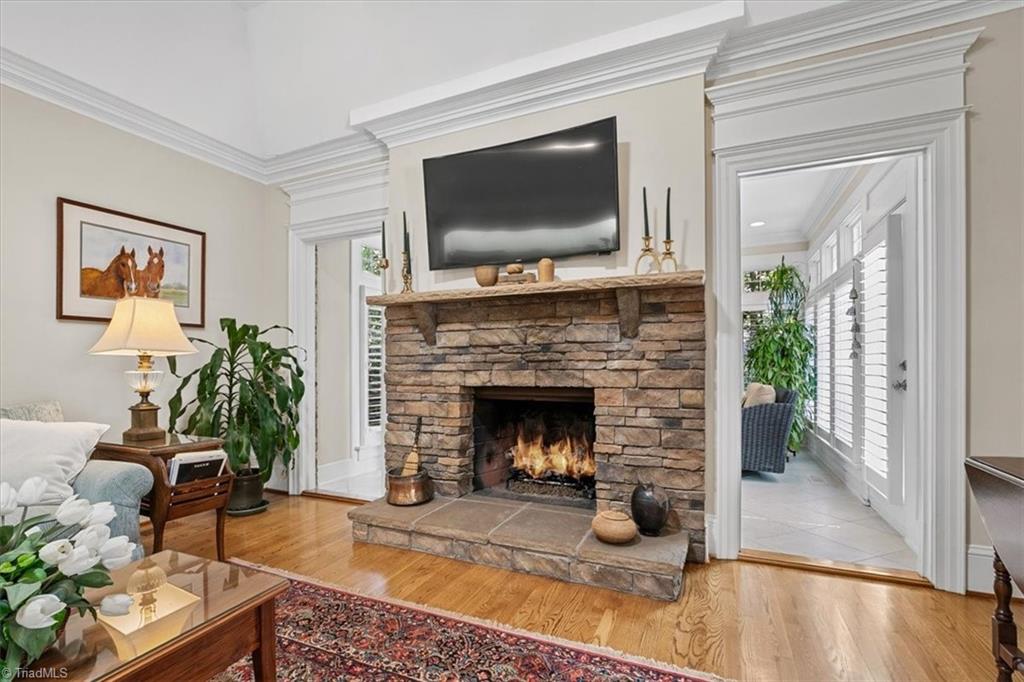 property viewer photo 20