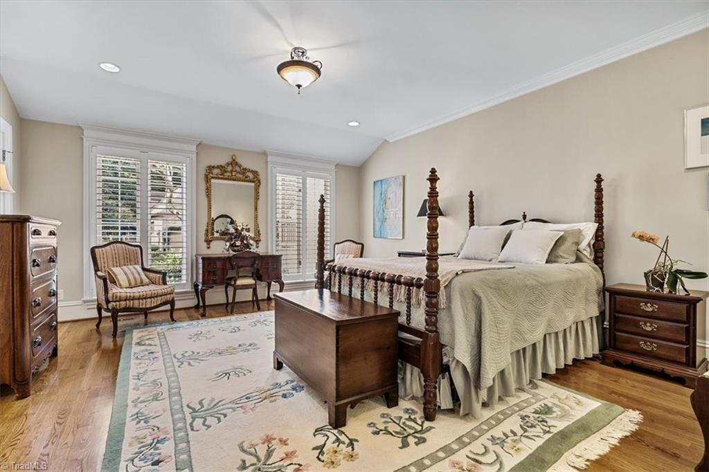 property viewer photo 25