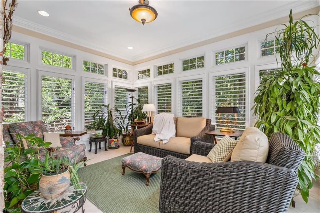 property viewer photo 27