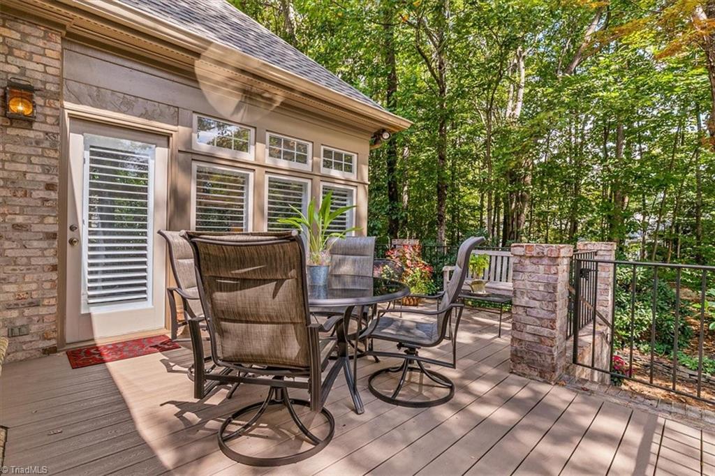 property viewer photo 35