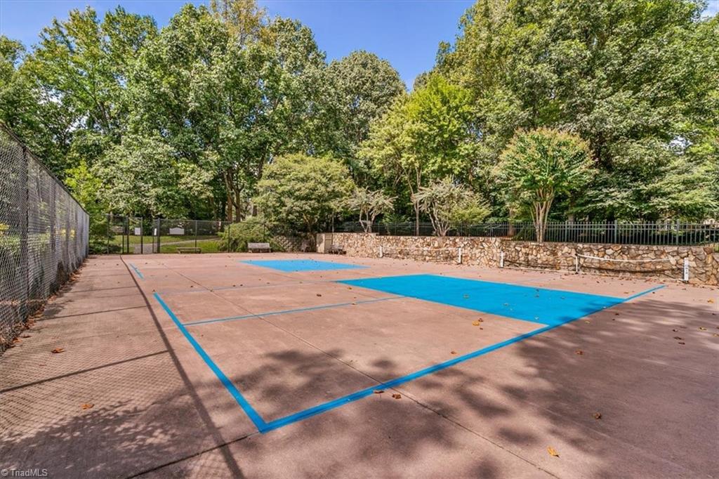 property viewer photo 37
