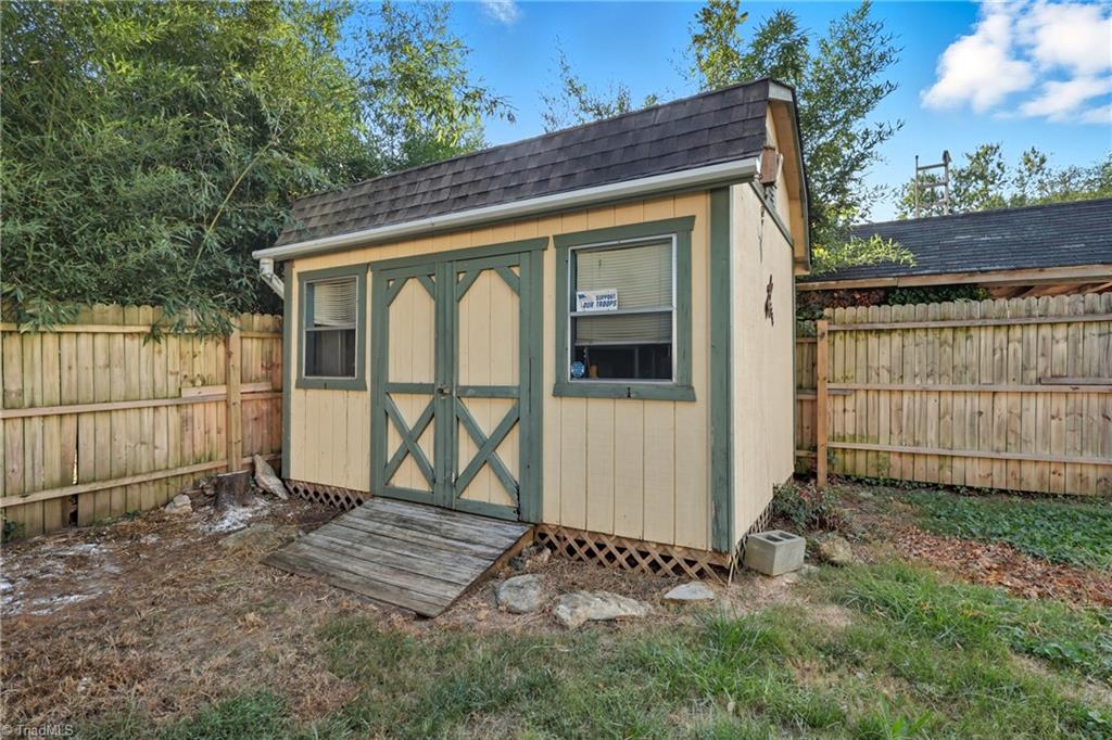property viewer photo 23