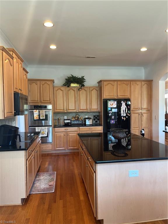 main property photo 17