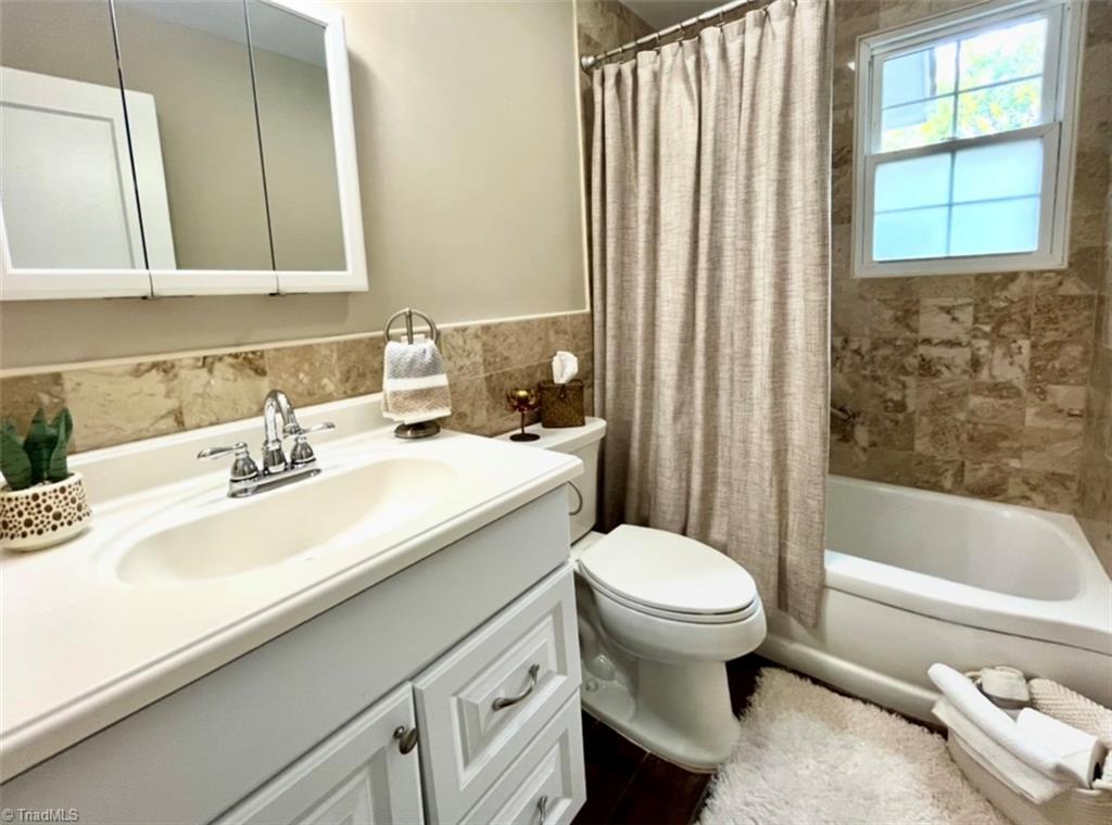 property viewer photo 14