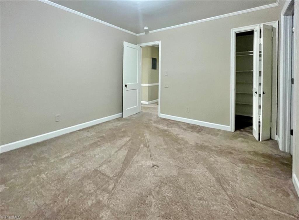 property viewer photo 15