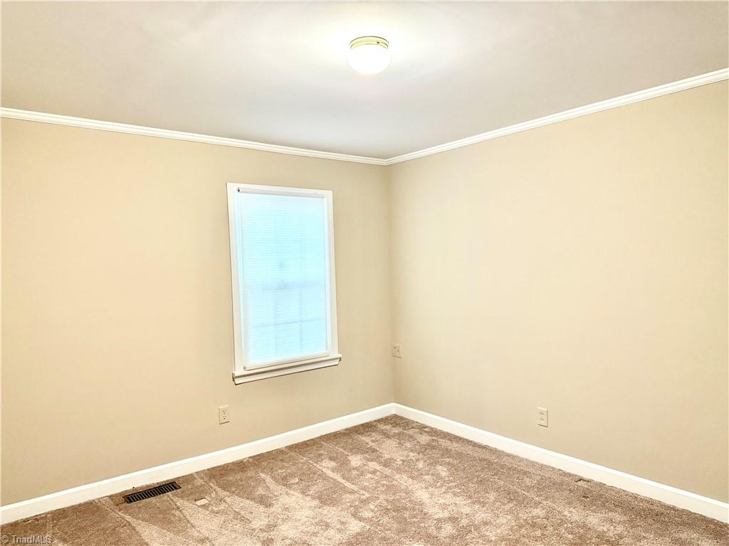 property viewer photo 16