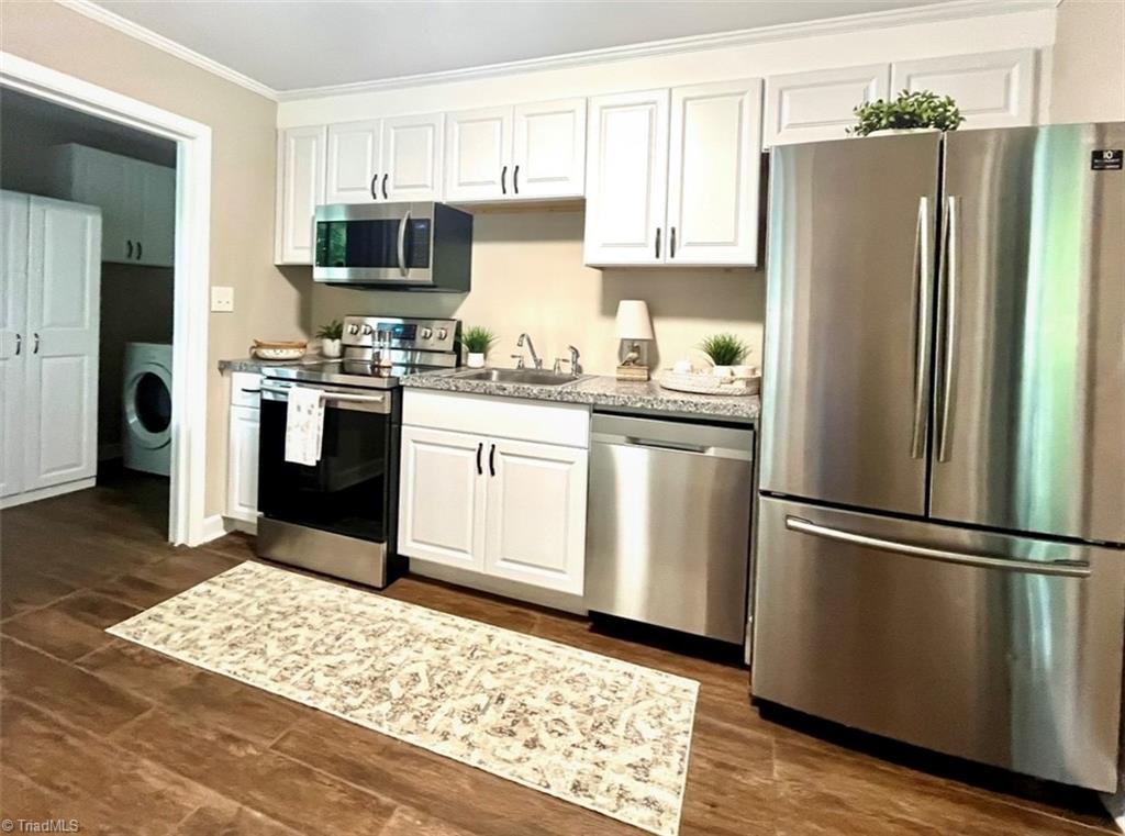 property viewer photo 8