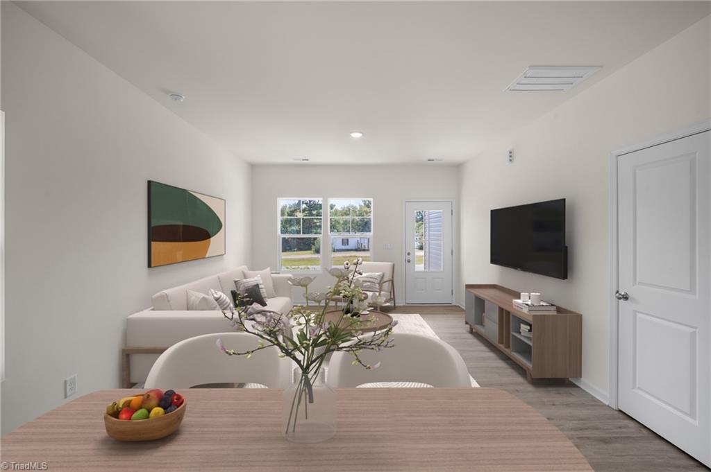 property viewer photo 11