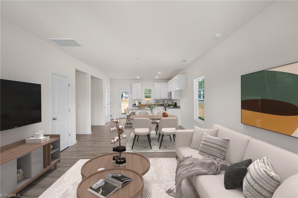 property viewer photo 4